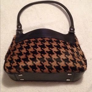 Ardienne Vittadini calfskin purse